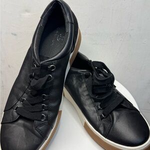 Black Leather Men's Sneakers